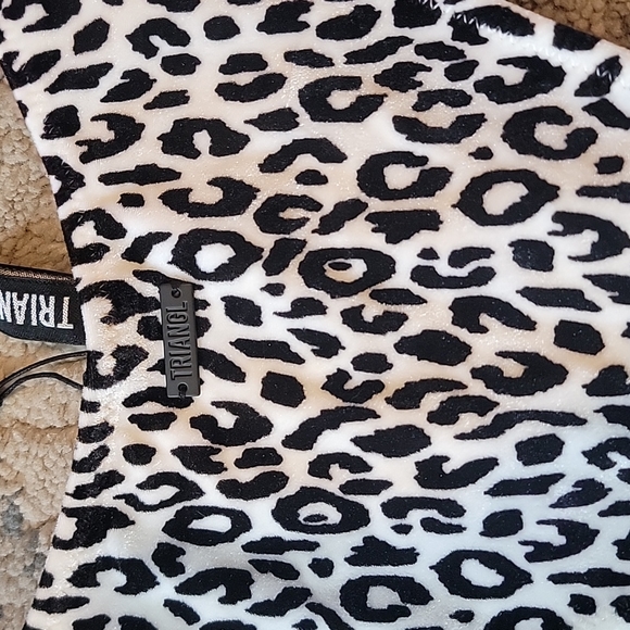 Black and white velvet leopard print Cheeky coverage Bathing suits bottom - Picture 3 of 3